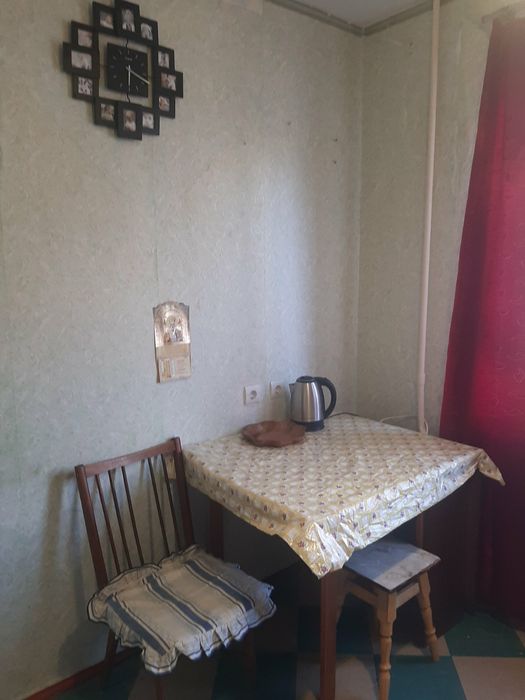 Сдам 3 комнатную квартиру Хортицкой район