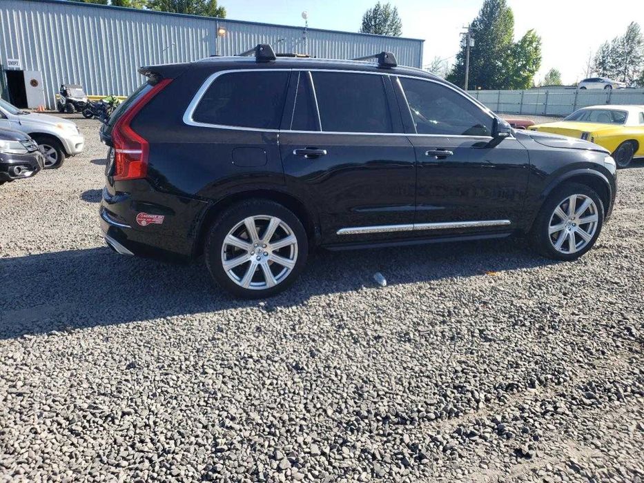 2018 Volvo XC90 T8