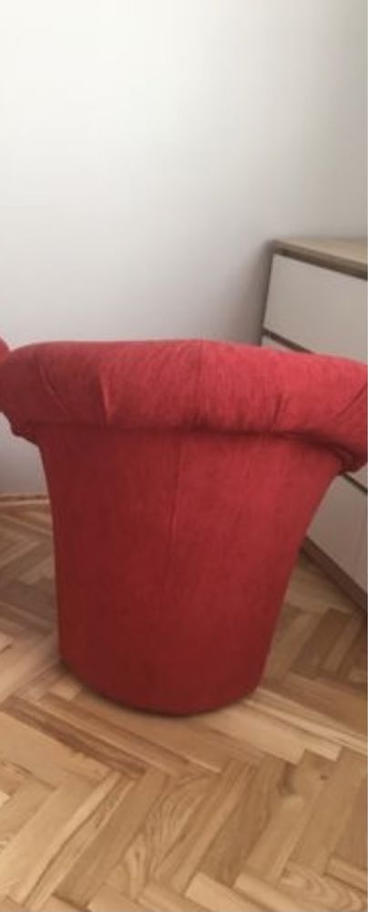 Czerwony fotel kubełkowy klubowy nowy młodzieżowy idealny