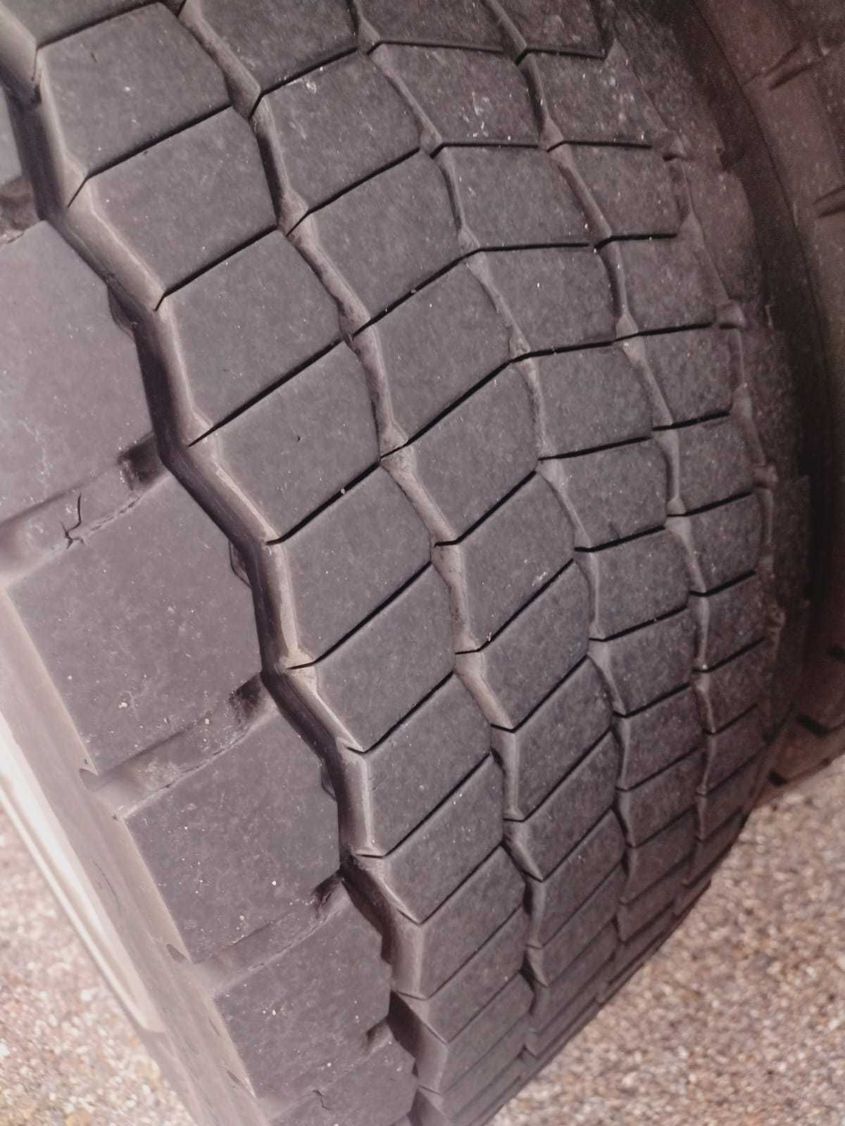 Opony 315/45 r. 22,5
