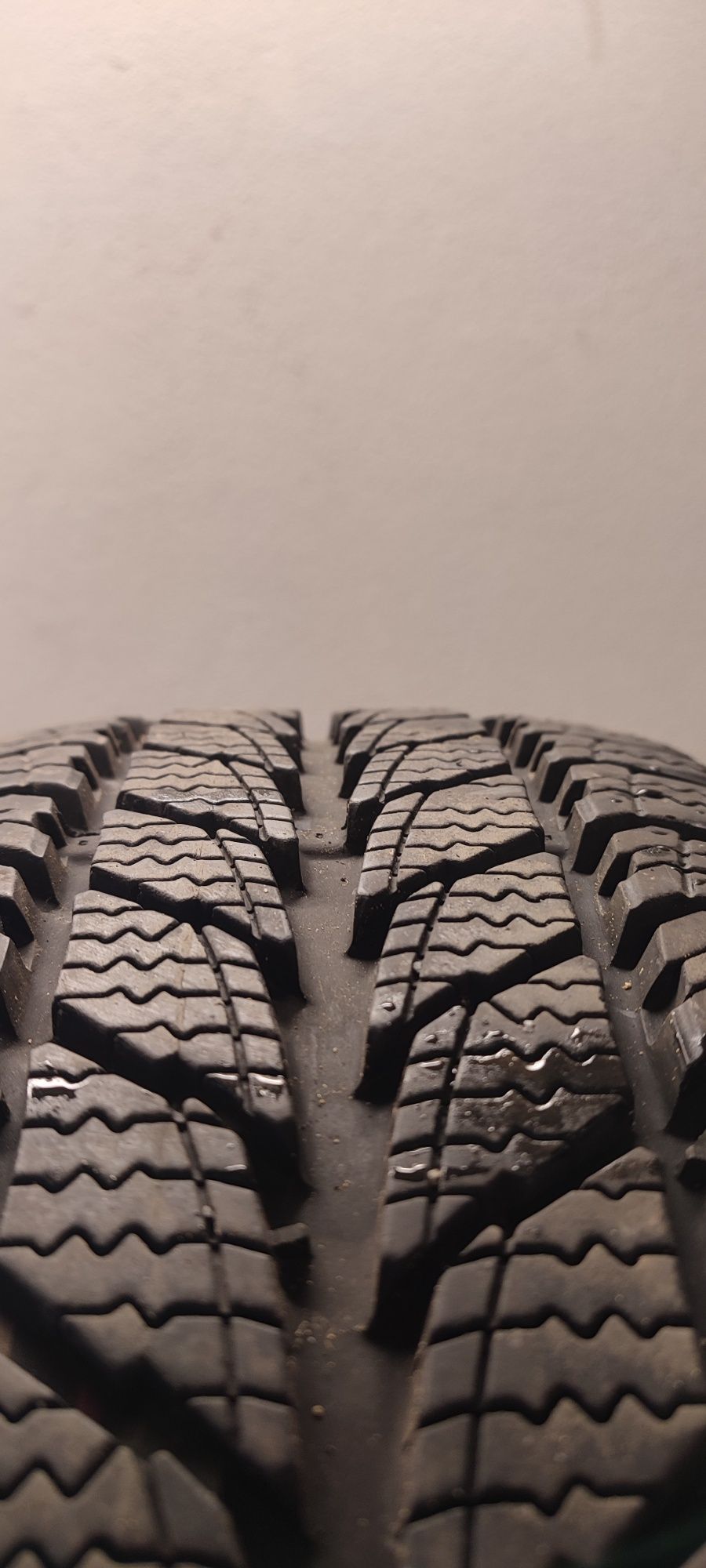 195/60R16c Uniroyal Snowmax 2 1szt zima