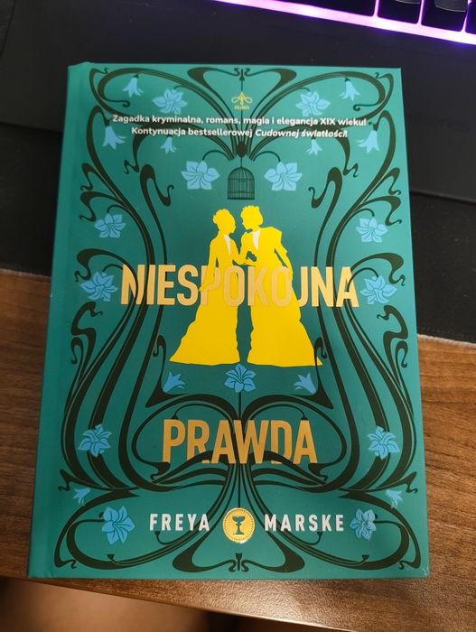 Niespokojna prawda – Aura – barwione brzegi