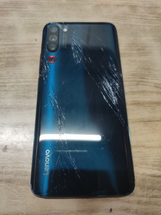Lenovo Z6 Pro (Snapdragon 855/boas câmaras) — Ecrã partido, p reparar