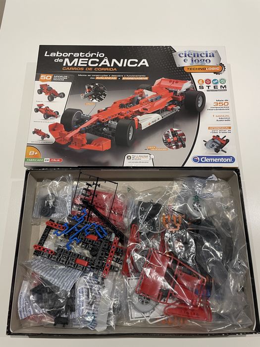 Jogo tipo LEGO Laboratório de Mecânica - Carros de Corrida Clementoni