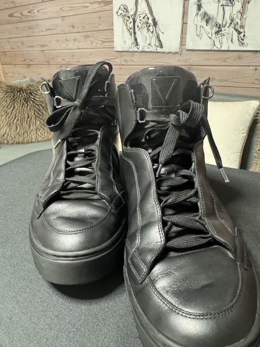 Louis Vuitton черевики Оригінал у чудовому стані. Розмір 8,5 US, 42,5