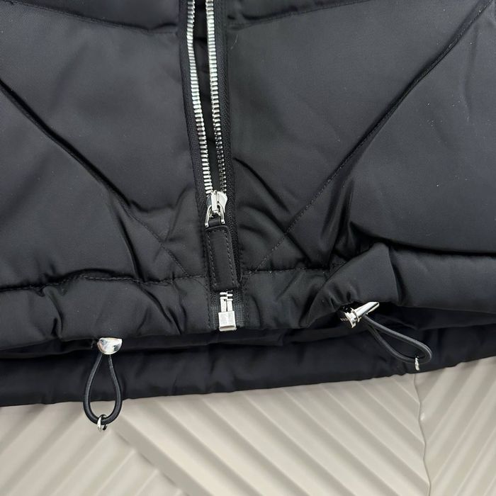 Куртка на пуху  Moncler