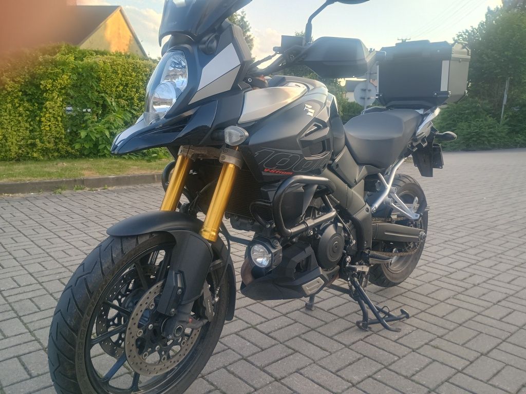 Suzuki V-strom 1000 POLECAM