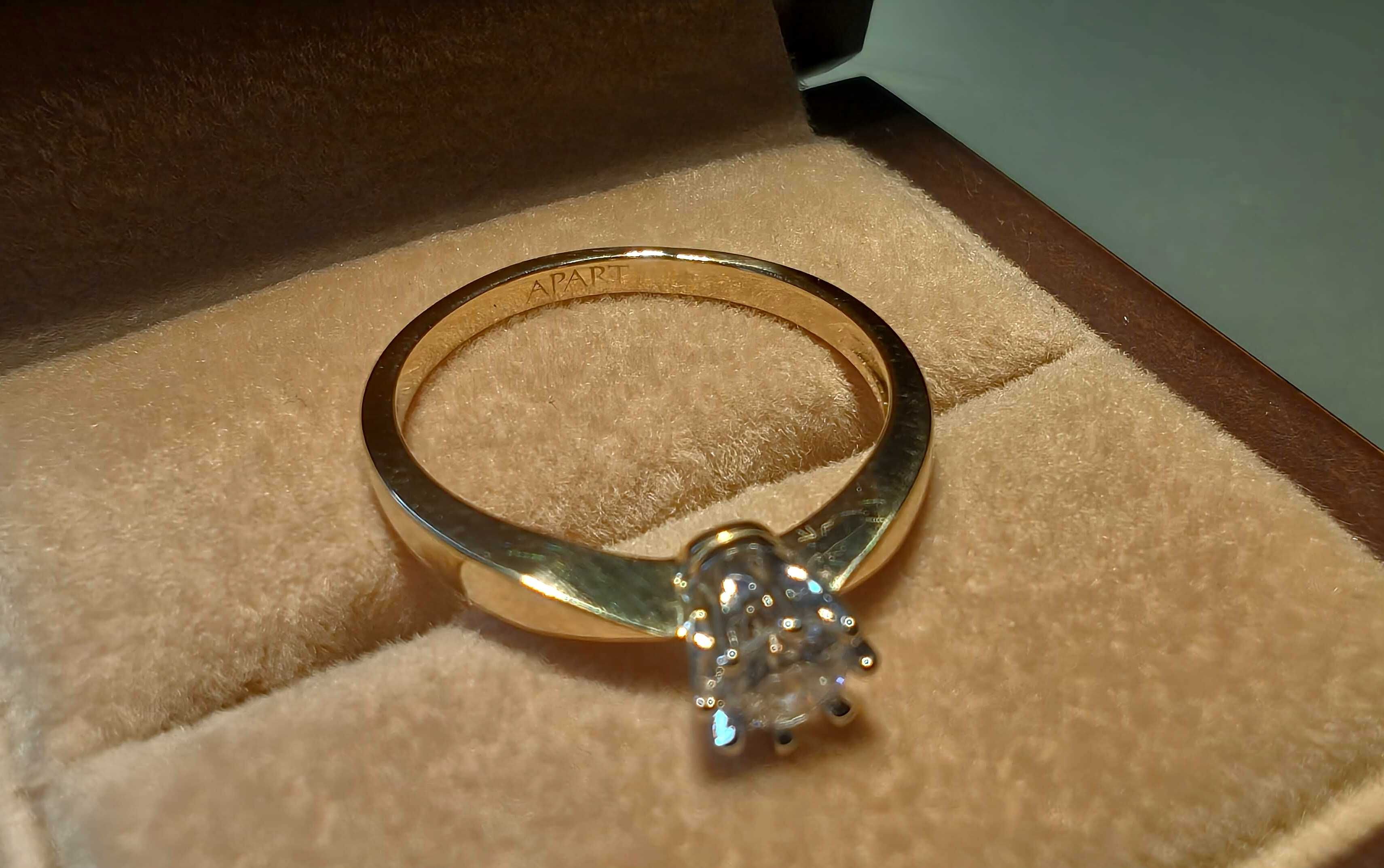 Pierścionek Apart z brylantem diamentem 0,23 ct rozmiar 11 12 Jak Nowy