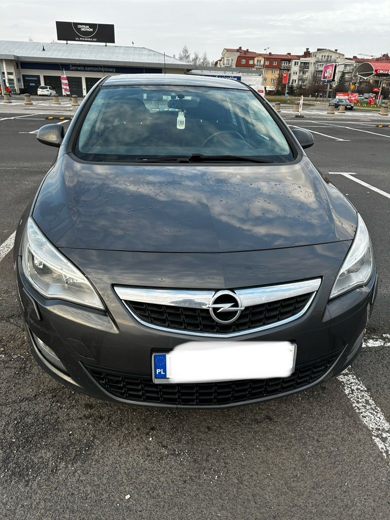 Astra j  1.4 turbo 2010 r