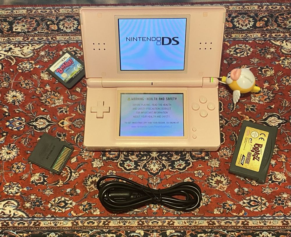 Nintendo DS lite z R4