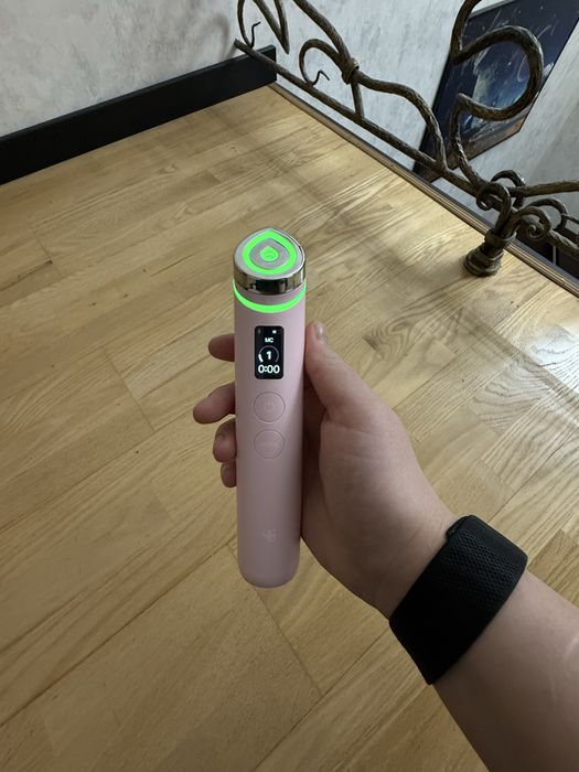 Medicube Age-R Booster H