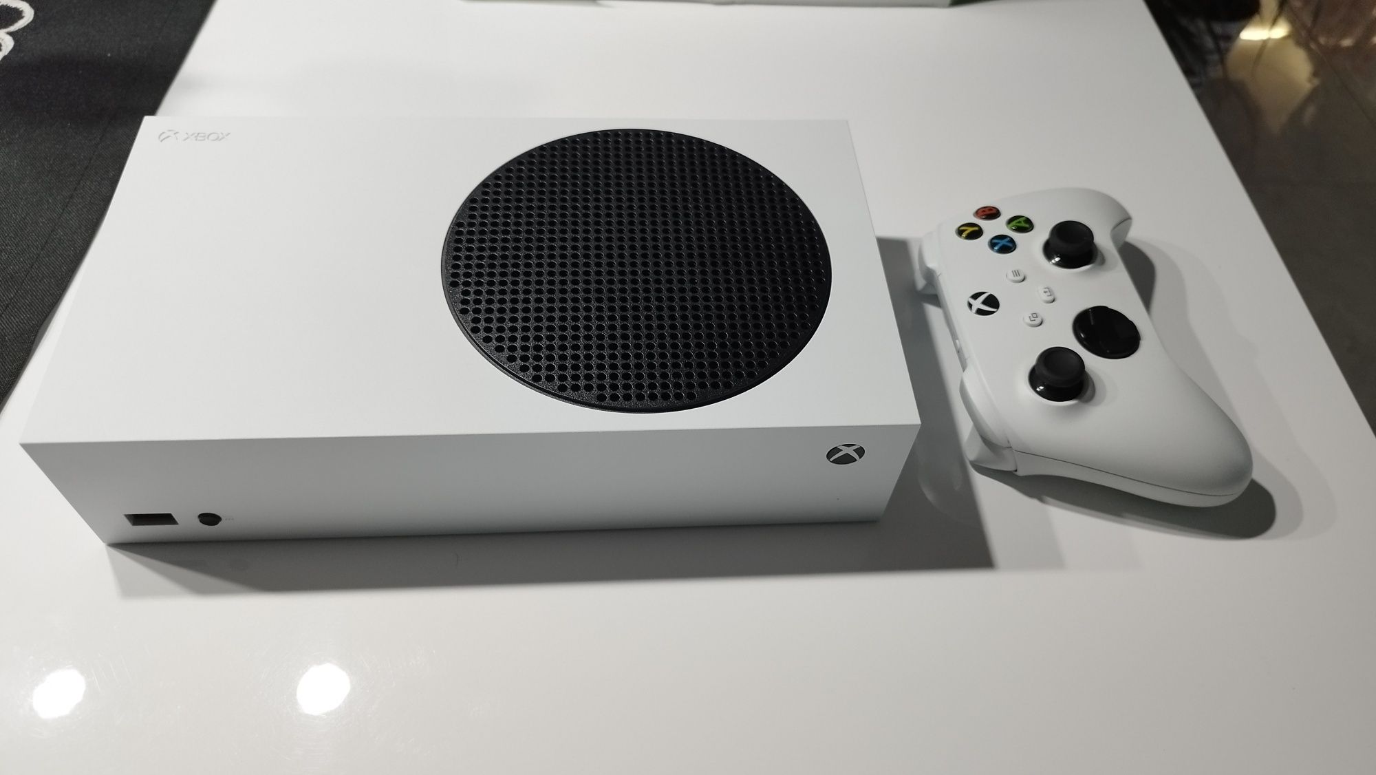 Sprzedam używaną konsolę X-box