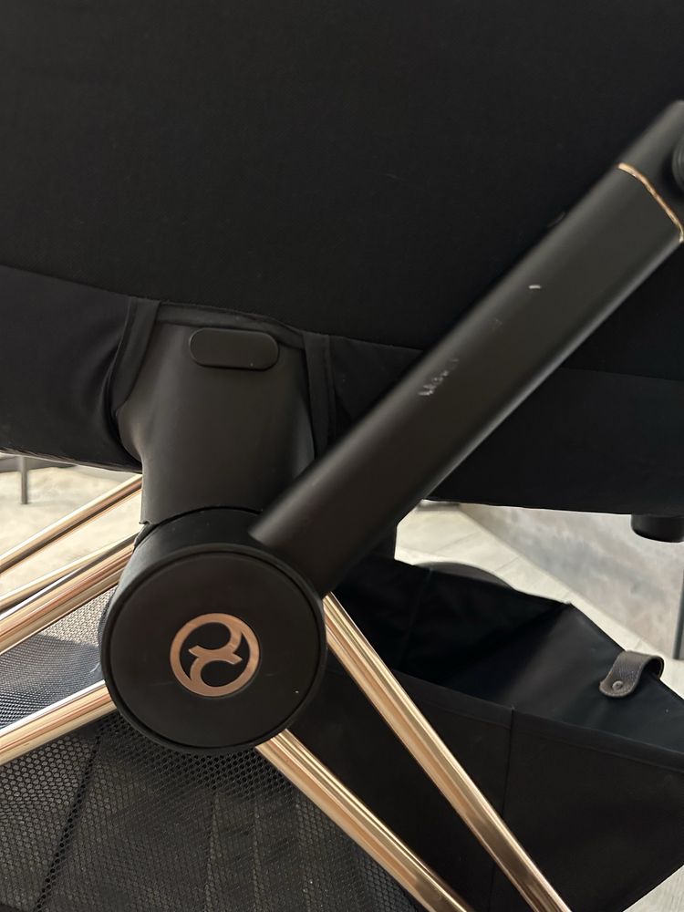 Каляска Cybex Priam 3.0 прогулка+люлька