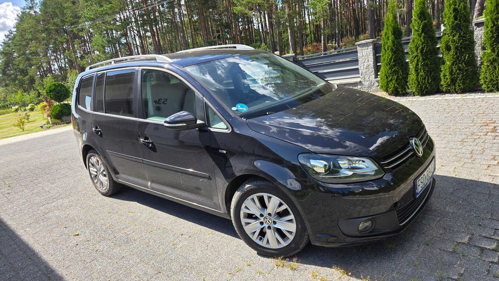 VW Touran 2013r bi-xenon led 7 osobowy 2.0TDI navi sam parkuje HAK