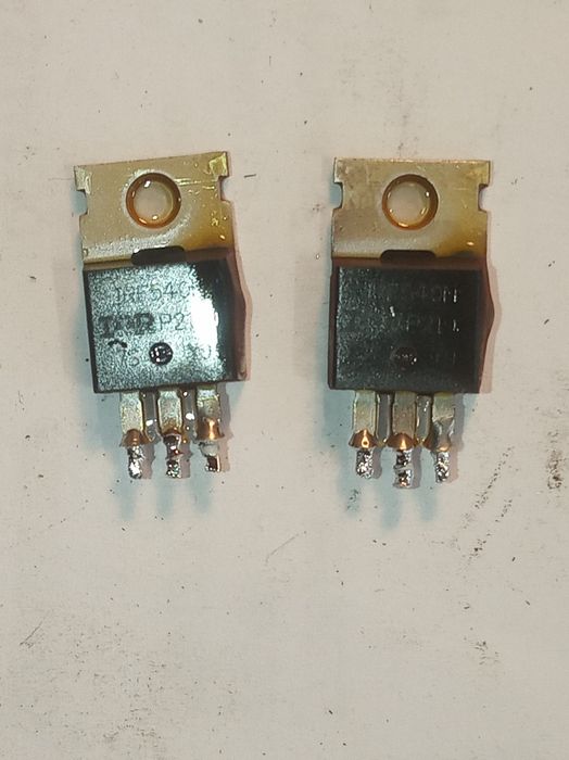 Пара транзисторів IRF 540N (100V, 33A)