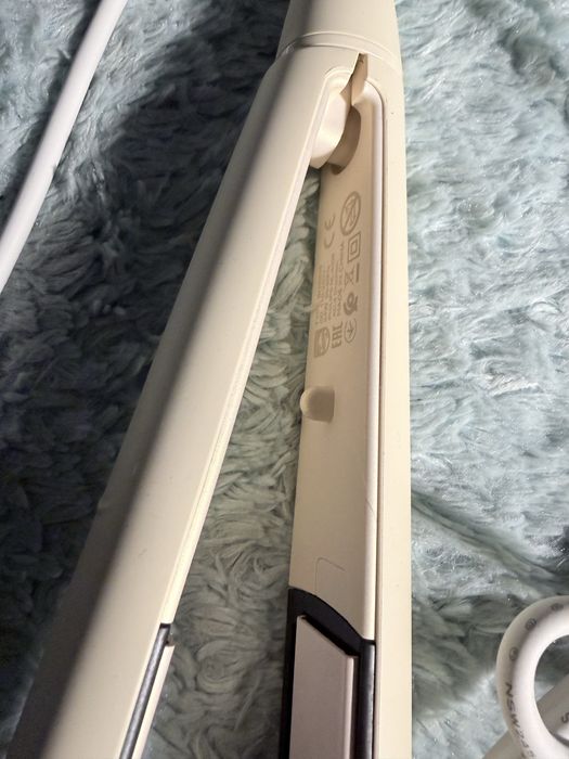 Вирівнювач волосся Philips BHS838/00 з технологією SenseIQ