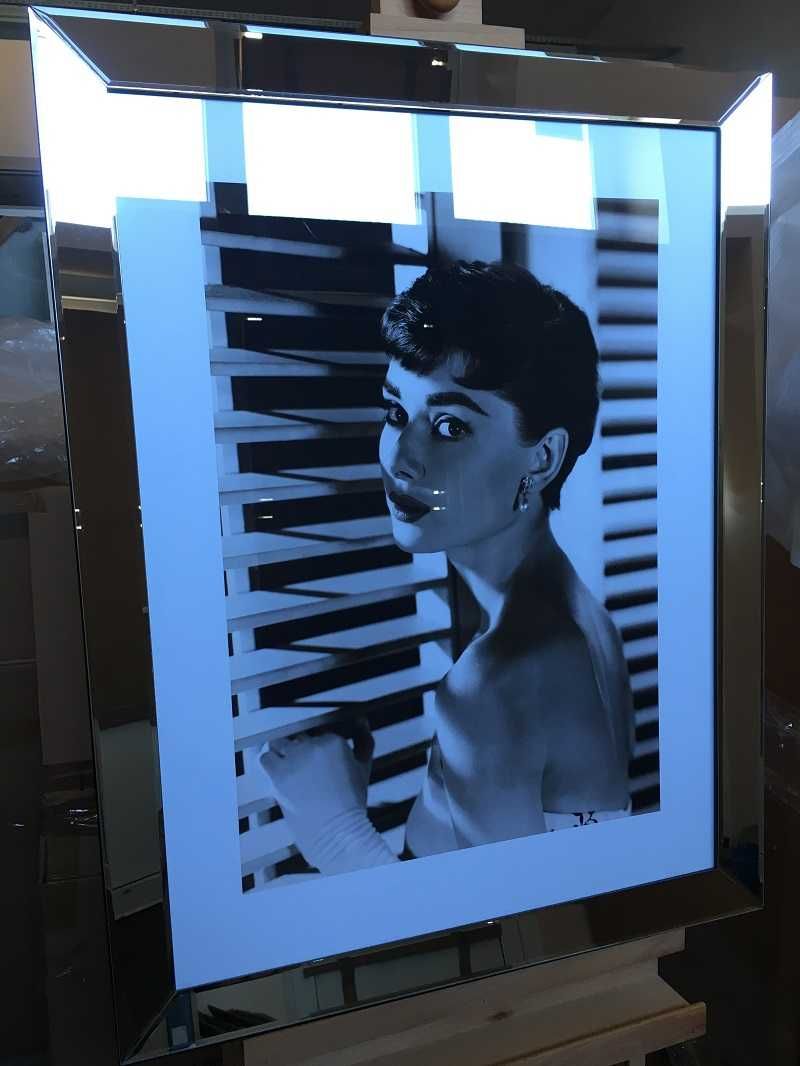 Obraz Audrey Hepburn Roleta rama lustrzana OUTLET -40 %