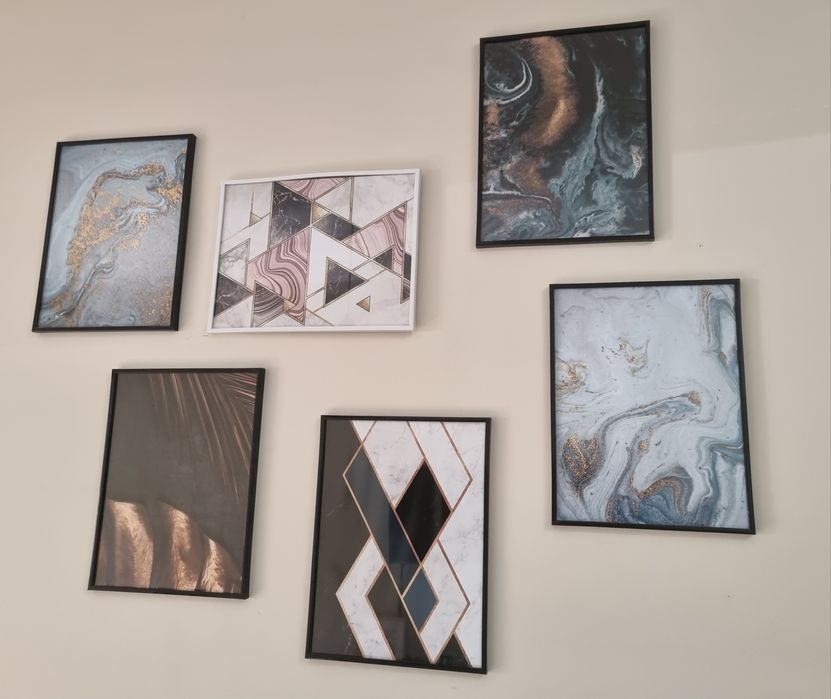 Conjunto de quadros/molduras