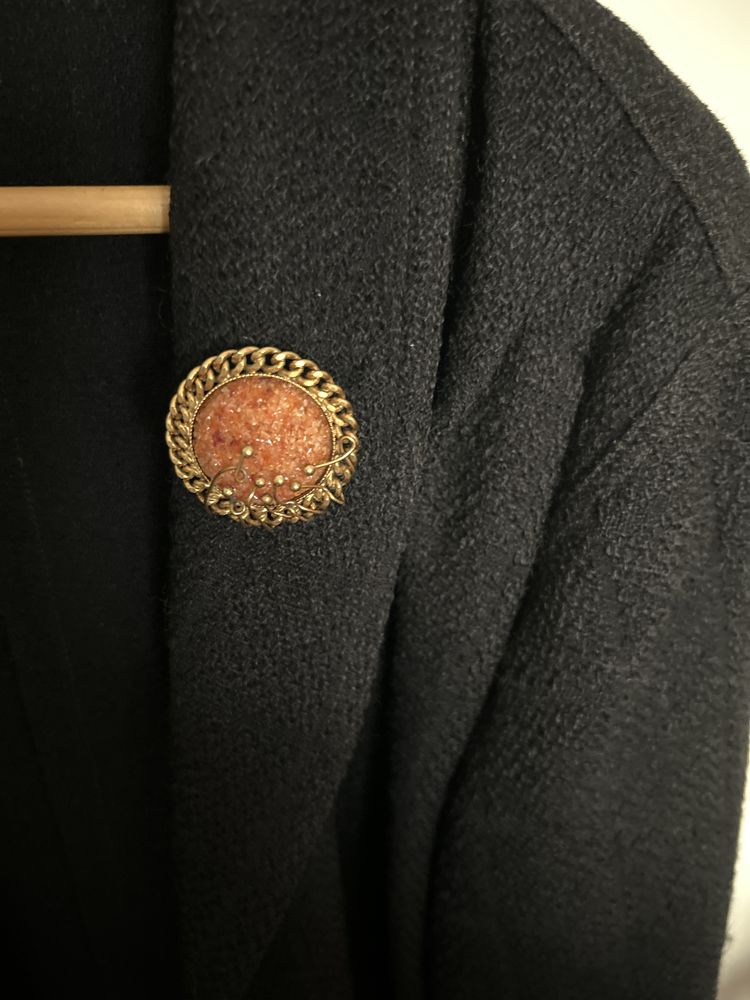 Alfinete moderno e original
