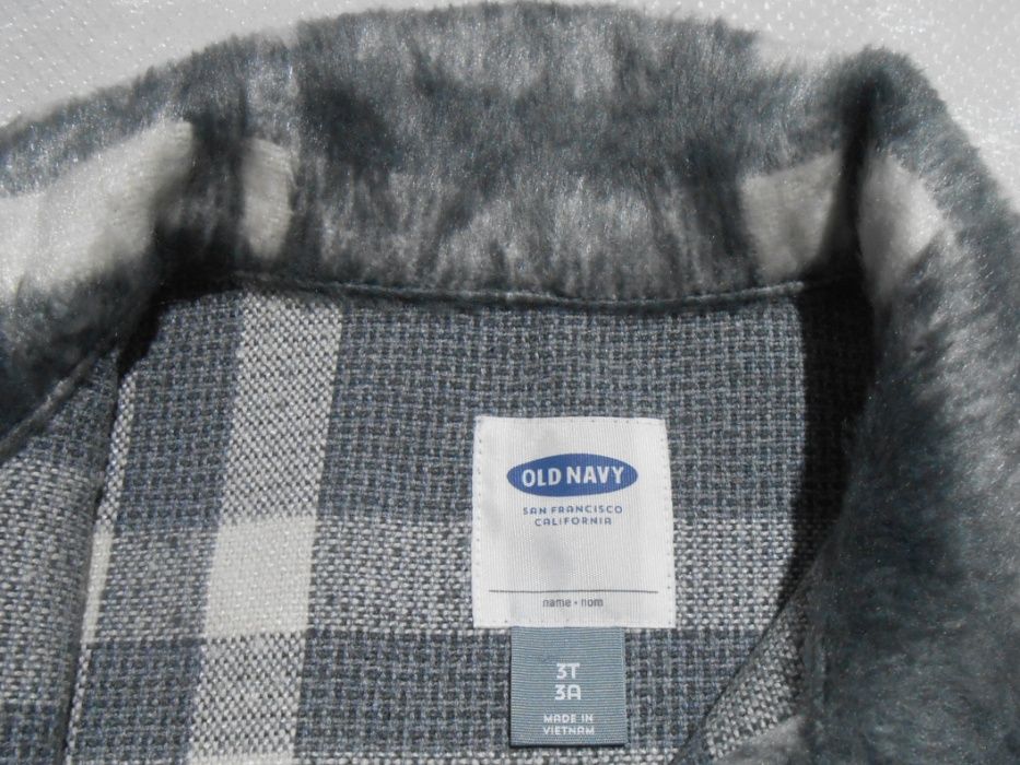 28 3Т 104 Жилетка пончо Old Navy теплая в клетку фланель на 3 года