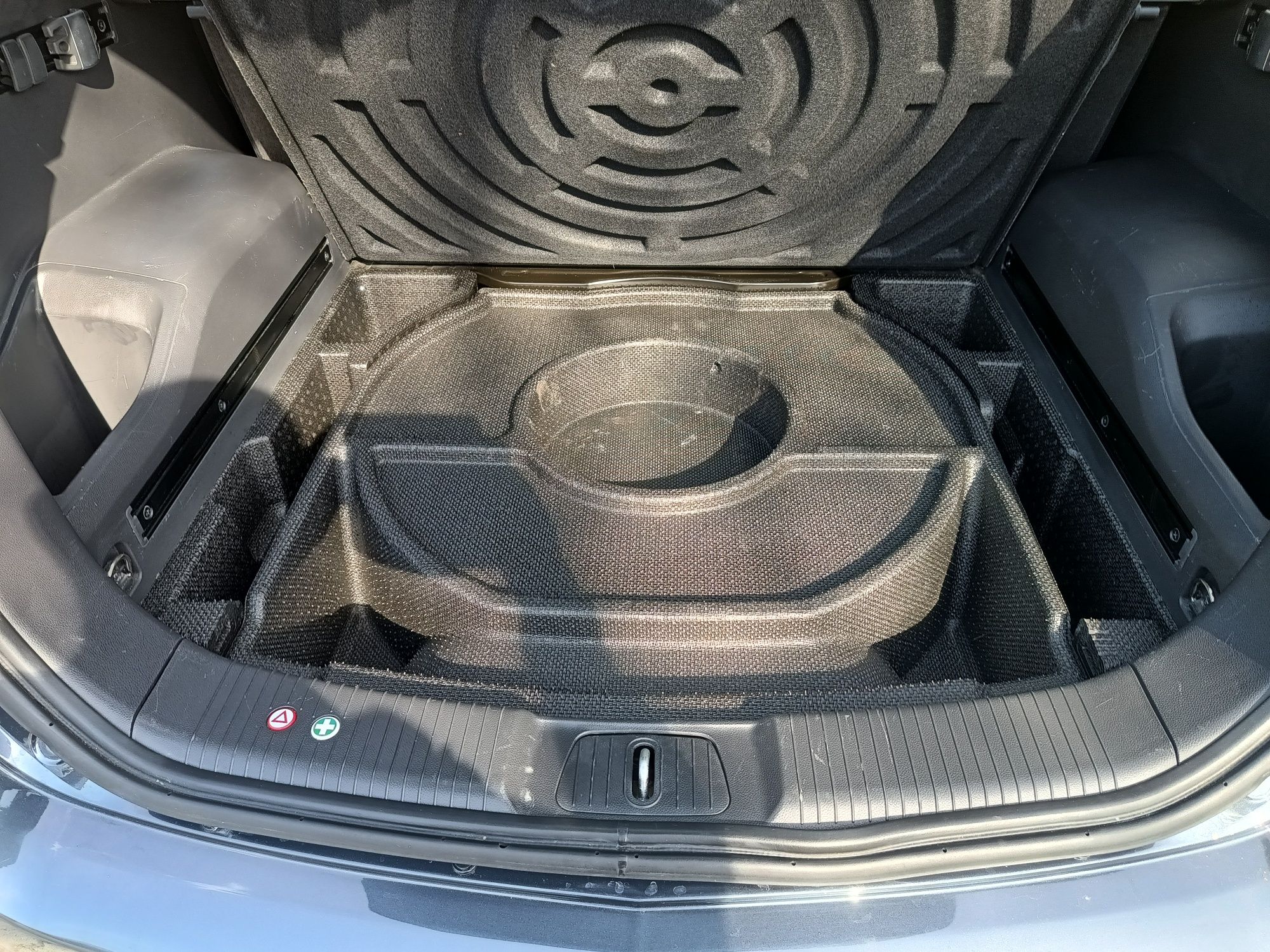 Opel Antara 2.4 benzyna