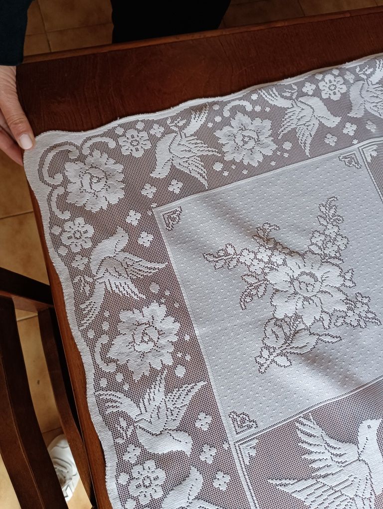 Toalha de mesa nova