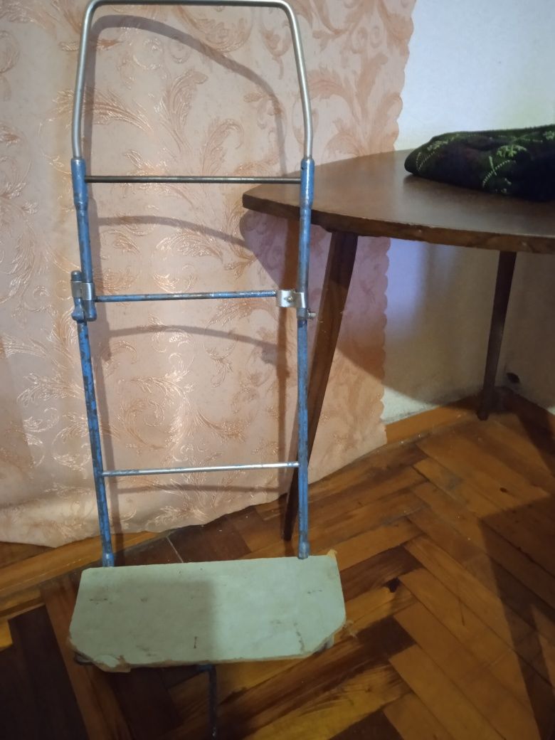Тележки хозяйственные