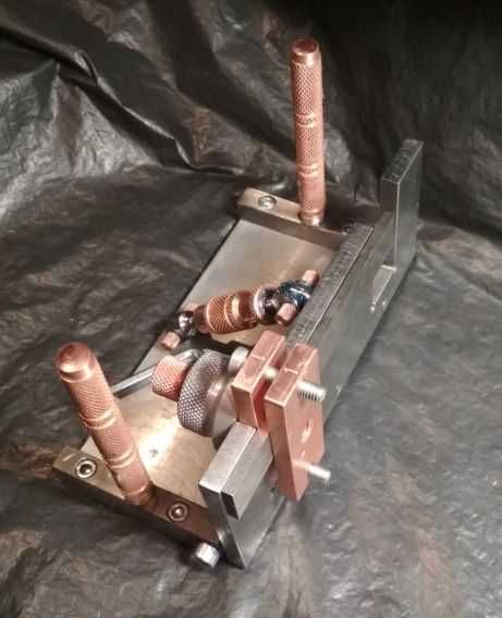 Приспособление для снятия и выведения спусков клинка. Knife bevel jig.