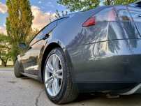 Tesla model S model 3