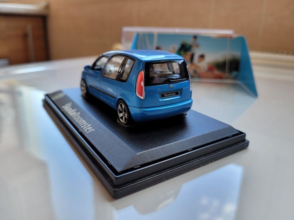 Модельлька авто Škoda Roomster(оригінал)