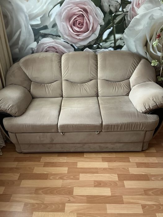 Продам б/у диван