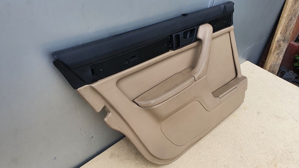 BMW e32 750IL 740IL long Tapicerka Boczek drzwi krem beige roleta lewa