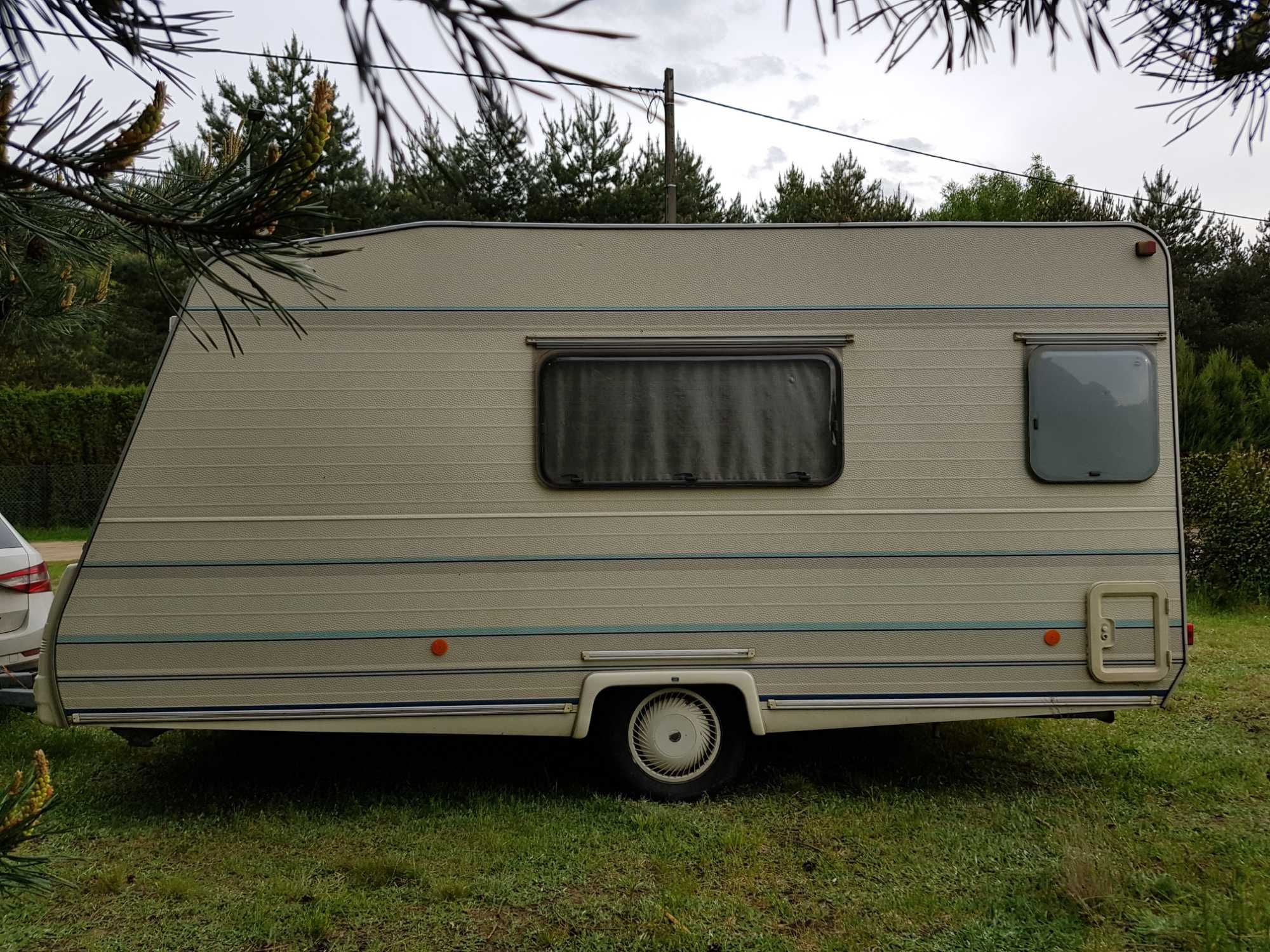 Przyczepa kempingowa caravelair, Bamba