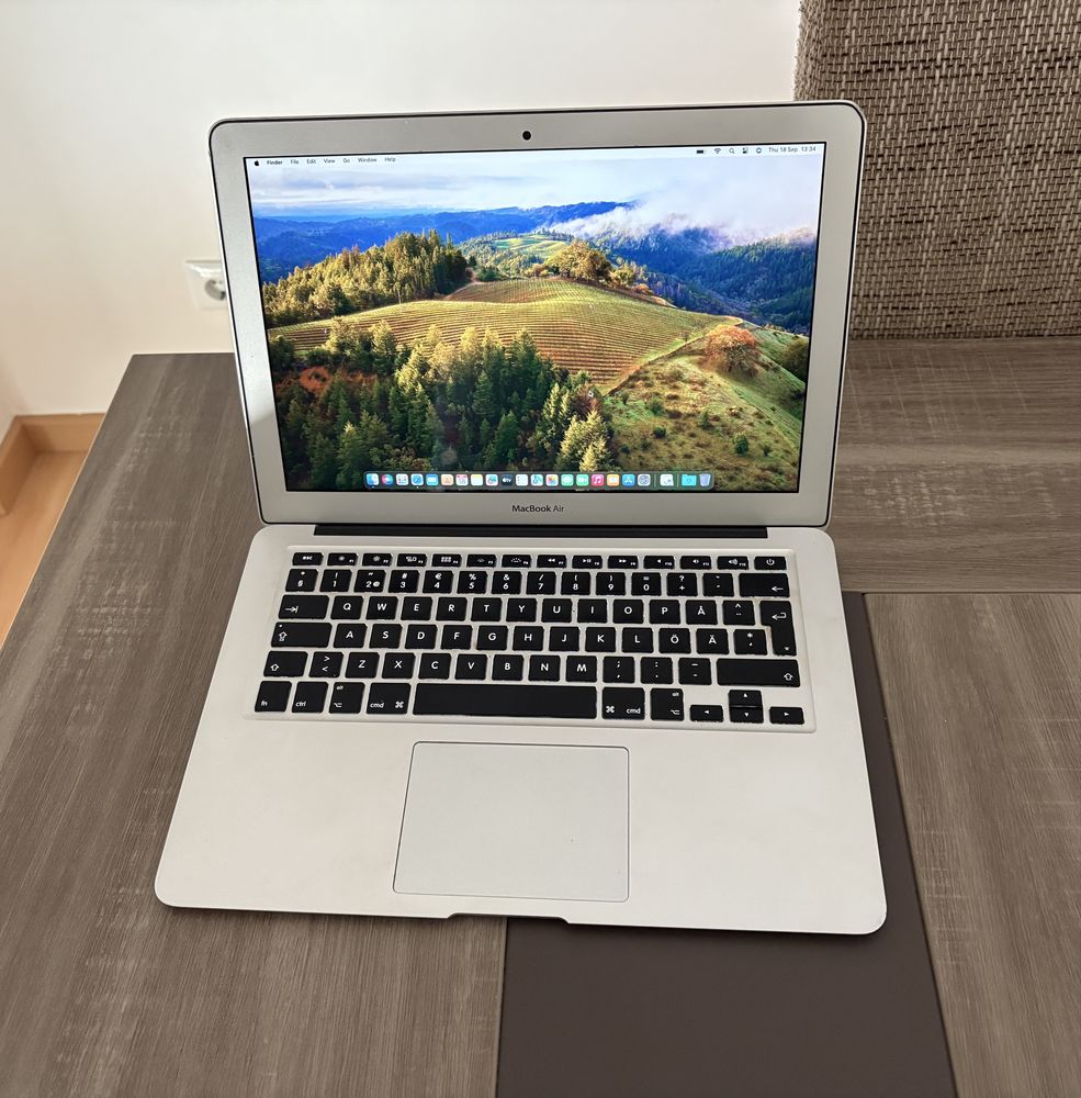 Apple MacBook Air 13” 2015 i5 8gb 256ssd Sonoma
