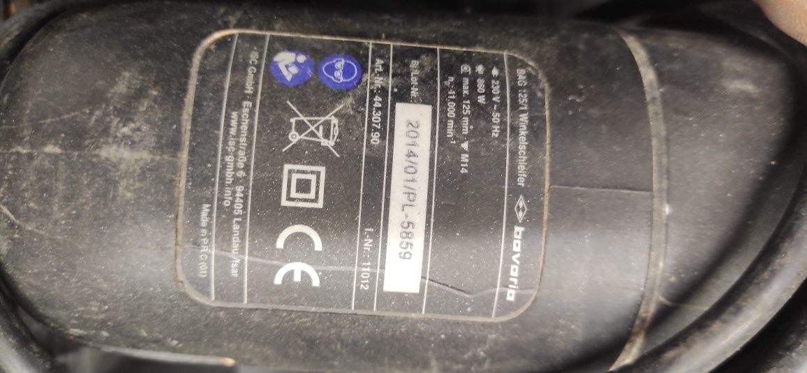 Elektronarzędzia Piła szablasta Szlifierki kątowe Uszkodzone