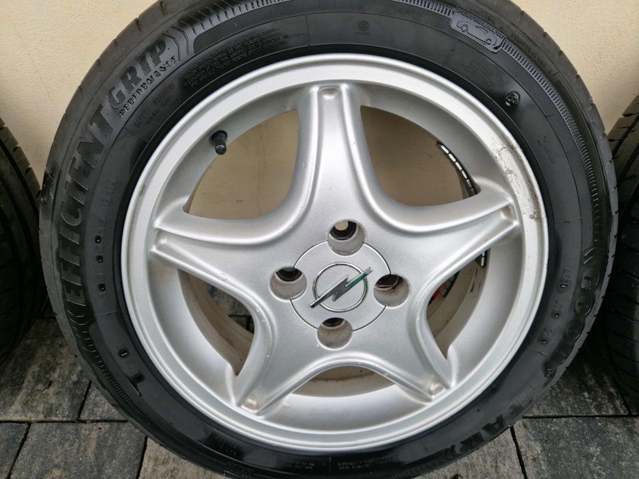 Kola lato 165/65r15 4x100