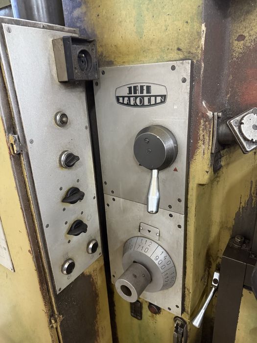 Frezarka uniwersalna FWH 40 J