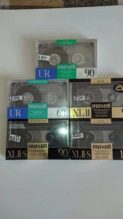 Продаю новые аудиокассеты MAXELL.