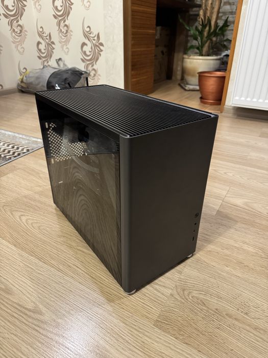 Корпус Gamemax Spark (Jonsbo d30, Chieftec UNI BX-10B-M-OP) супер стан