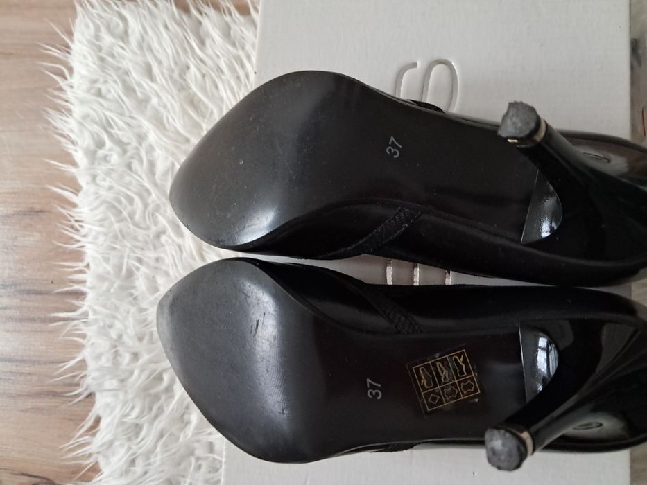 Czarne szpilki skóra naturalna