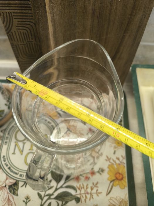 Глечик скляний, прозорий