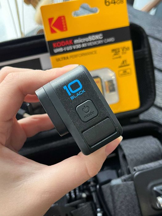 Екшн-камера GoPro Hero 10 в чудовому стані