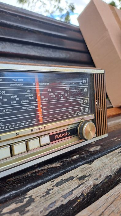 Rádio antigo Nordmende U‑106 (Fidelio) anos 70 vintage colecionador