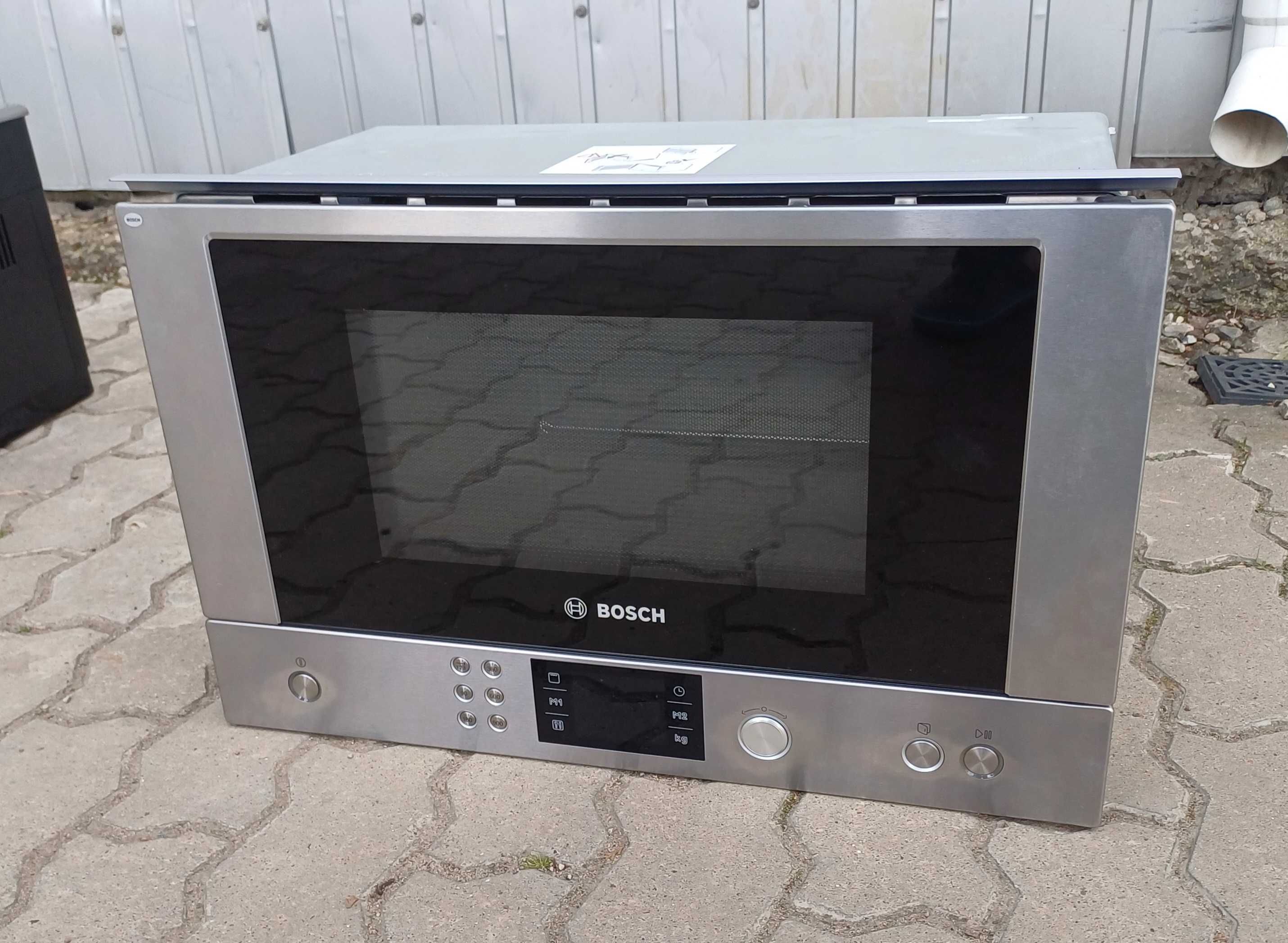 Вбудована мікрохвильова піч Бош Bosch HMT85ML63 срібна Germany