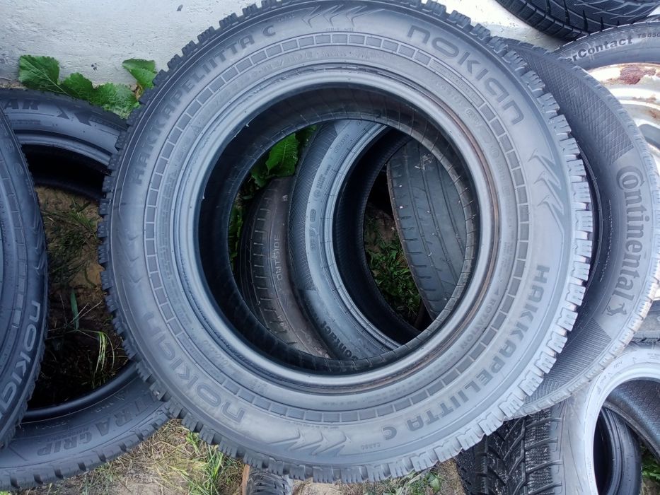 225 65 r16с Nokian Hakapelitta c 2011p