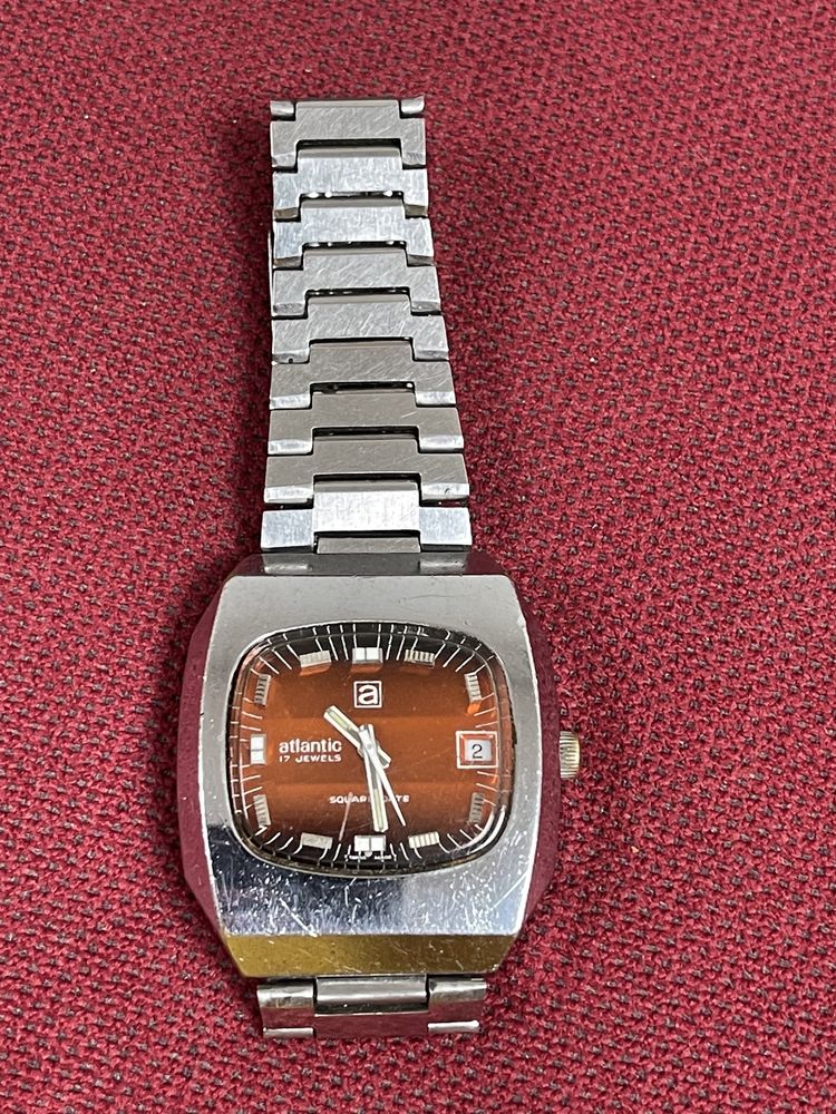 Zegarek Atlantic Square Date z Lat 70