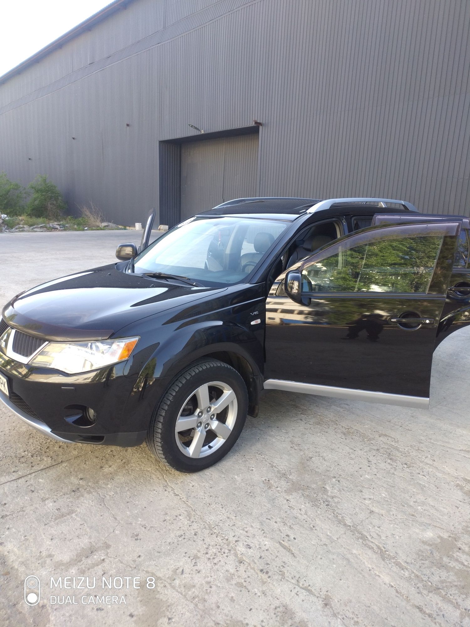 Mitsubishi Outlender XL 2008