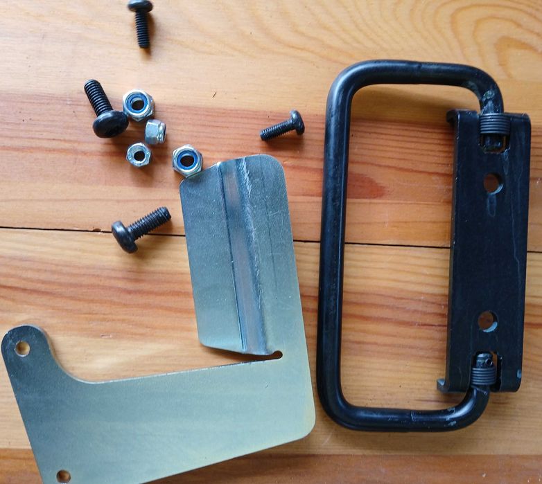 Część do wózka widłowego BT, uchwyt akumulatora?