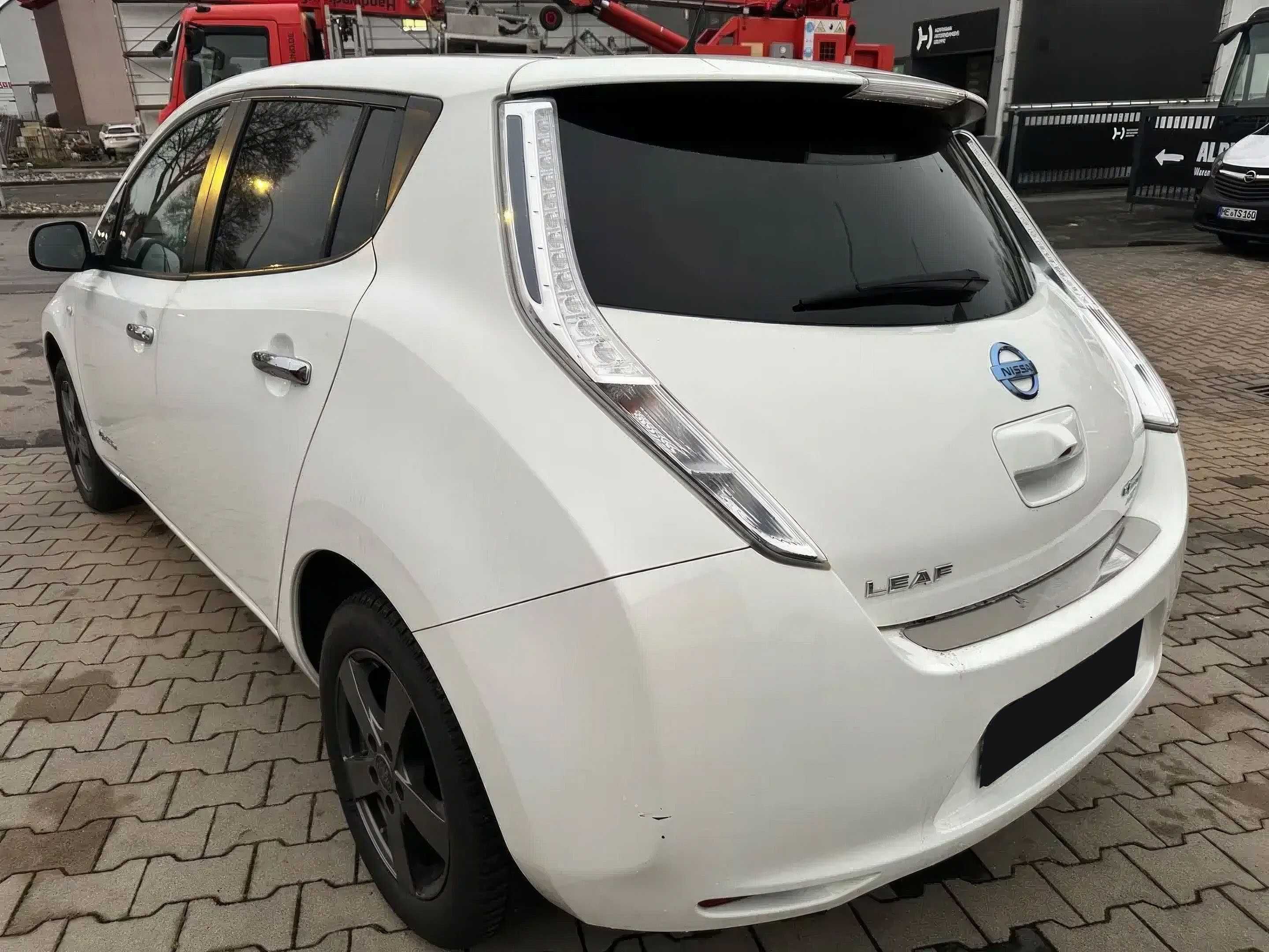 2016 Nissan Leaf