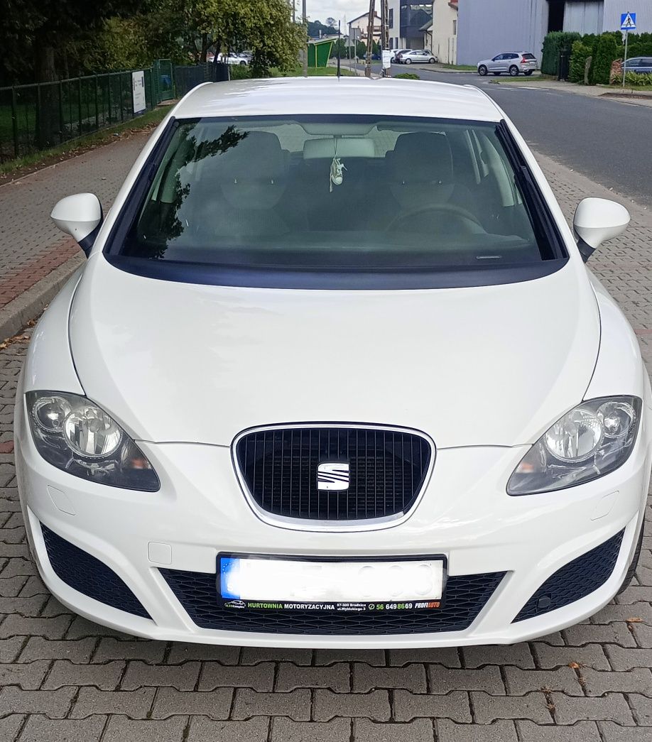 Seat Leon 2 II 1,6 MPI klima alu grzane fotele super stan